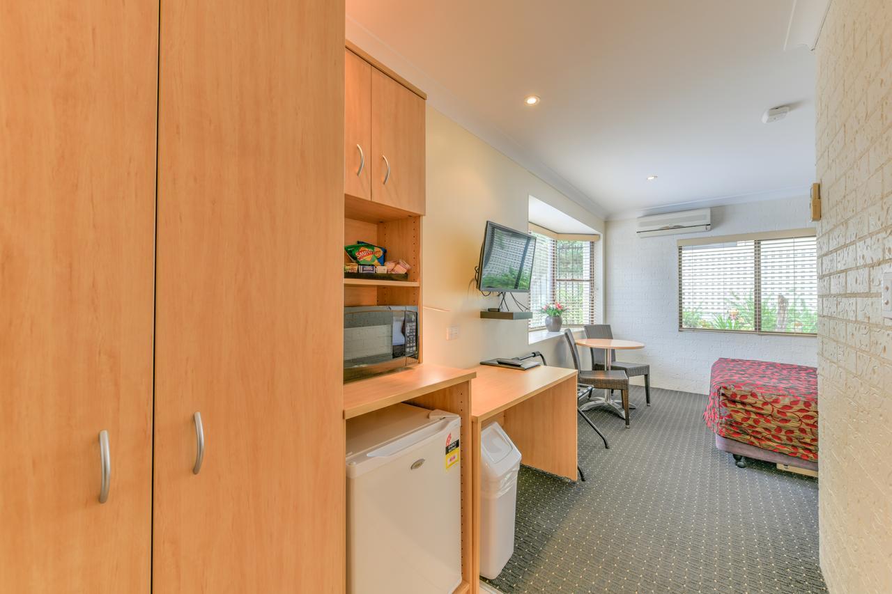 Motel Grande Тамуърт Екстериор снимка