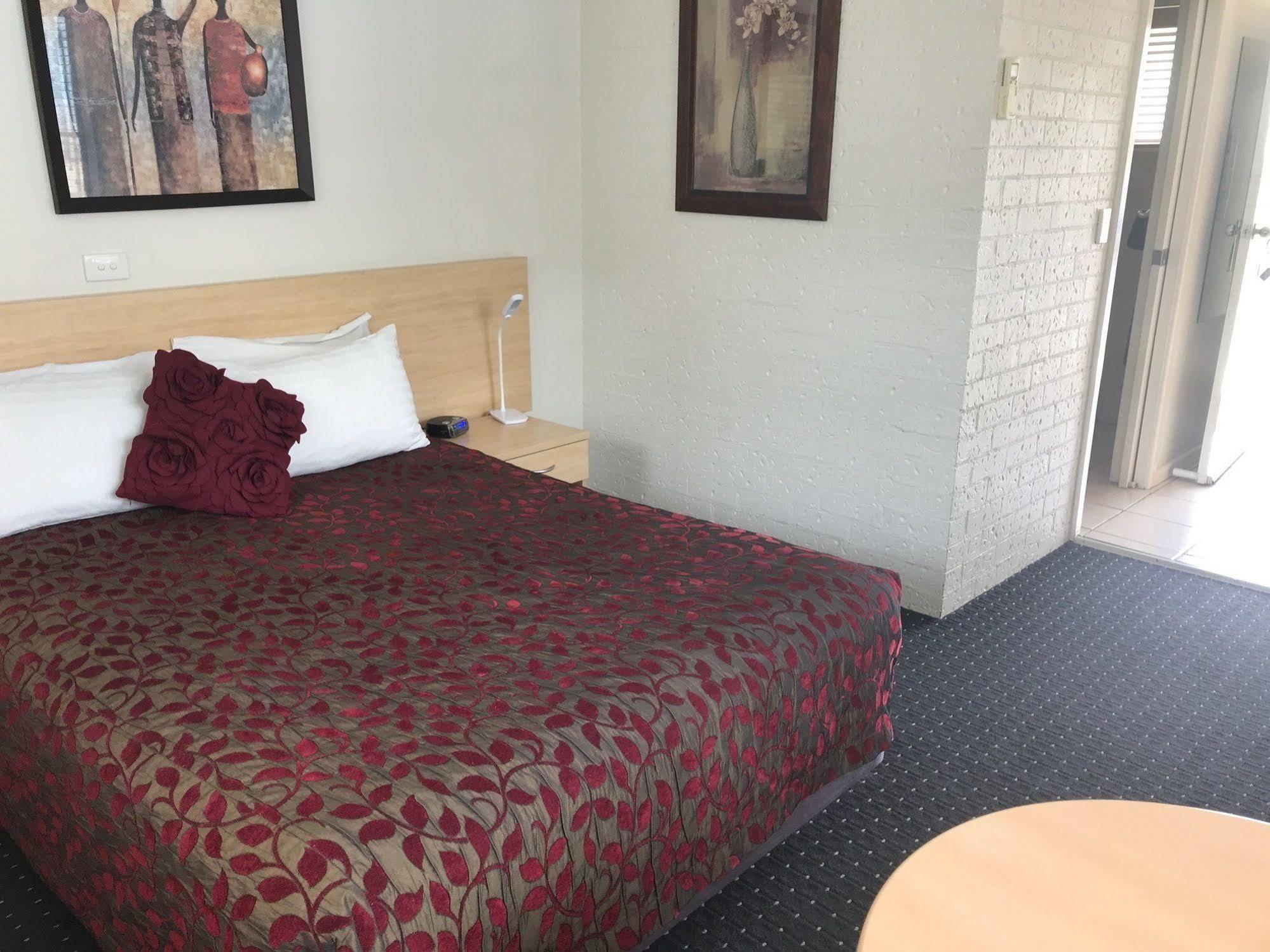 Motel Grande Тамуърт Екстериор снимка