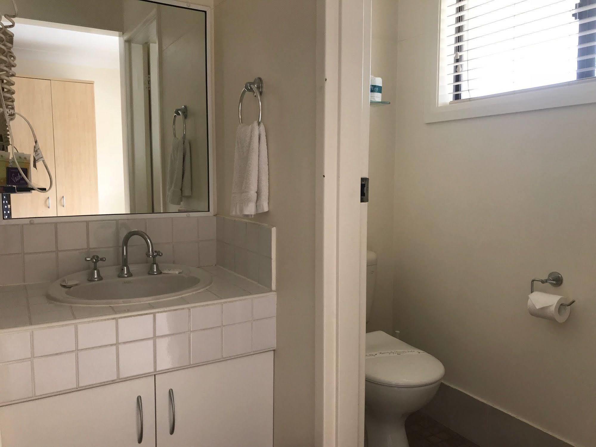 Motel Grande Тамуърт Екстериор снимка