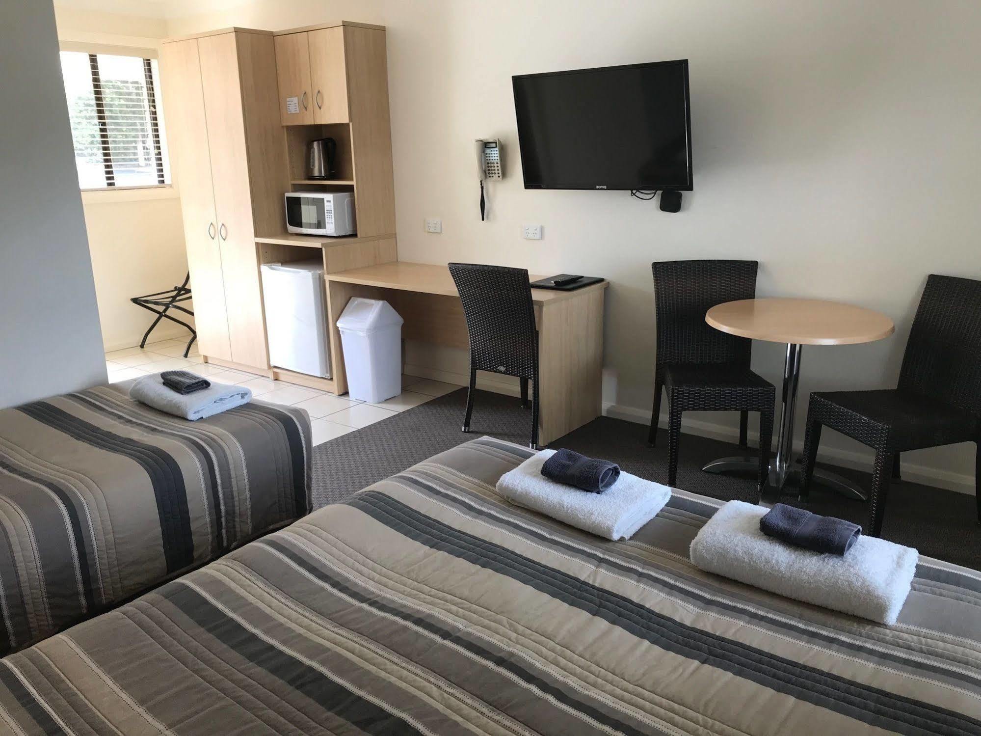 Motel Grande Тамуърт Екстериор снимка