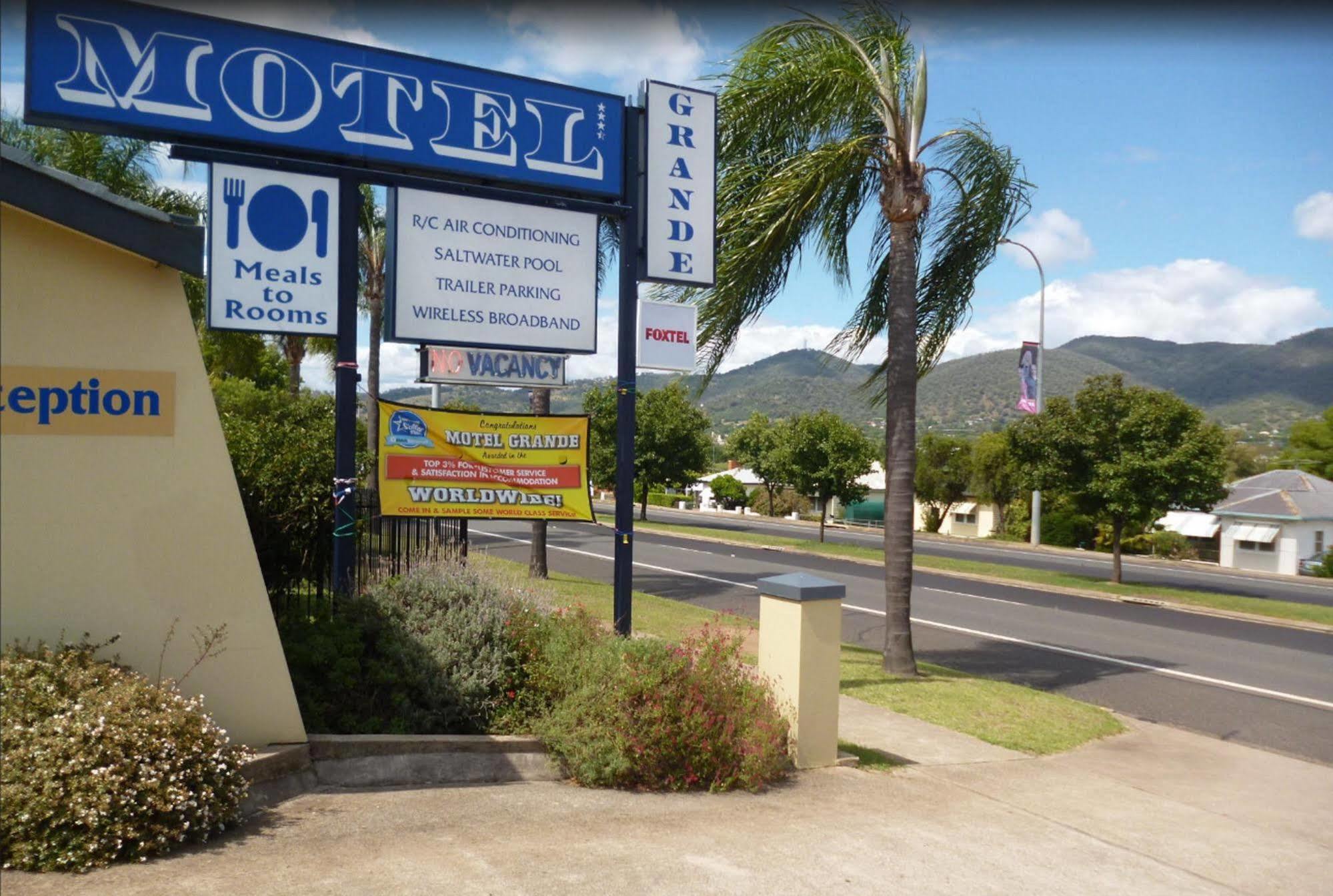 Motel Grande Тамуърт Екстериор снимка