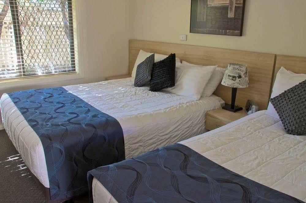 Motel Grande Тамуърт Екстериор снимка